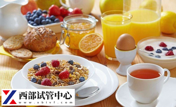 試管囊胚移植后要攝入充足的營(yíng)養(yǎng)