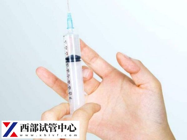 注射完長效降調(diào)針后可能會(huì)有一定的副作用